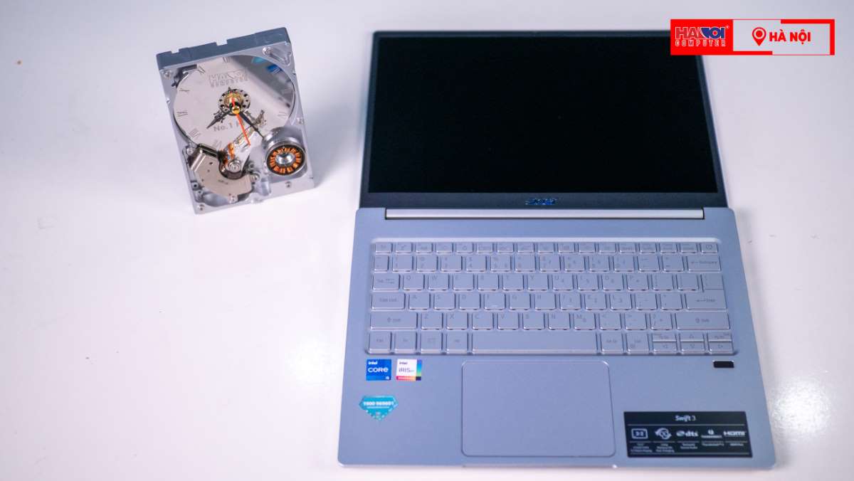 Laptop Acer Swift 3 thực tế 2